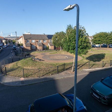 Spacious 3 Bedroom Close To Cardiff City Centre Exterior foto