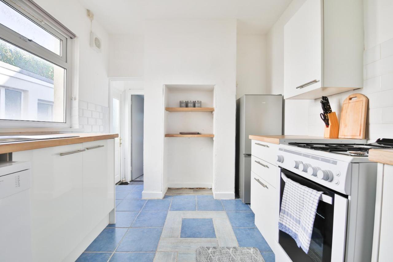 Spacious 3 Bedroom Close To Cardiff City Centre Exterior foto