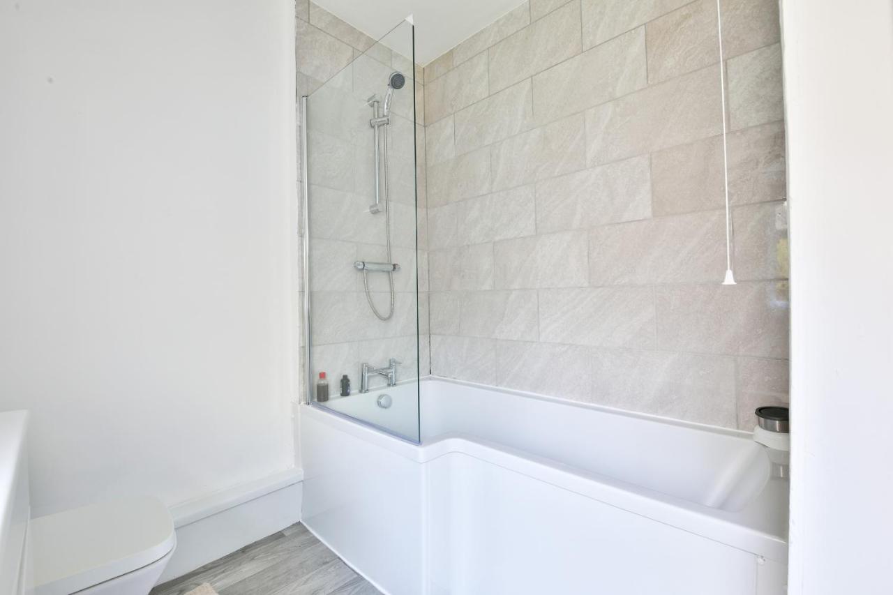 Spacious 3 Bedroom Close To Cardiff City Centre Exterior foto